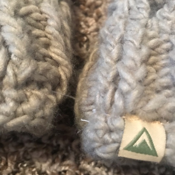 $5 for 2 or more NWOT mittens - Picture 3 of 3